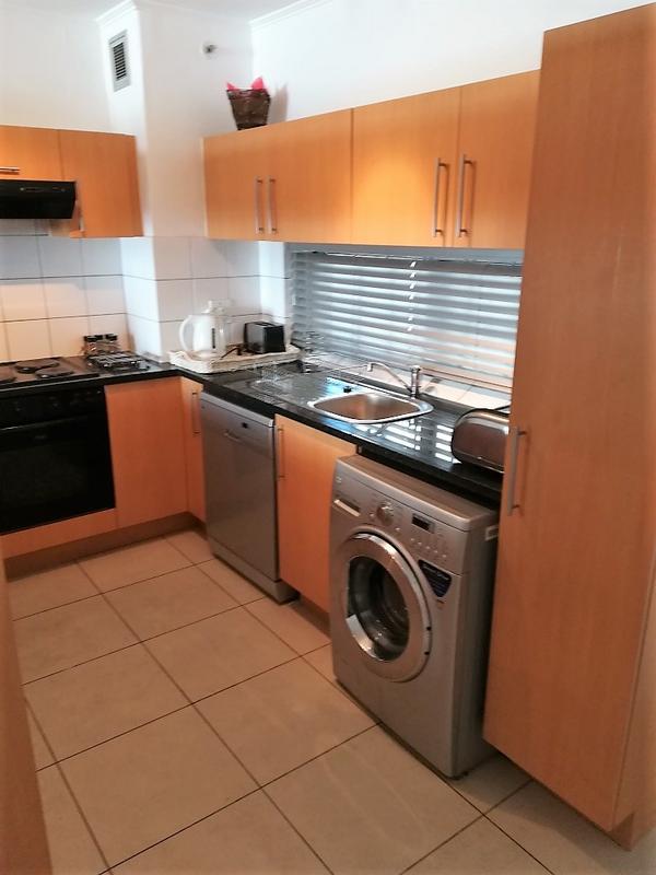 To Let 2 Bedroom Property for Rent in Claremont Western Cape